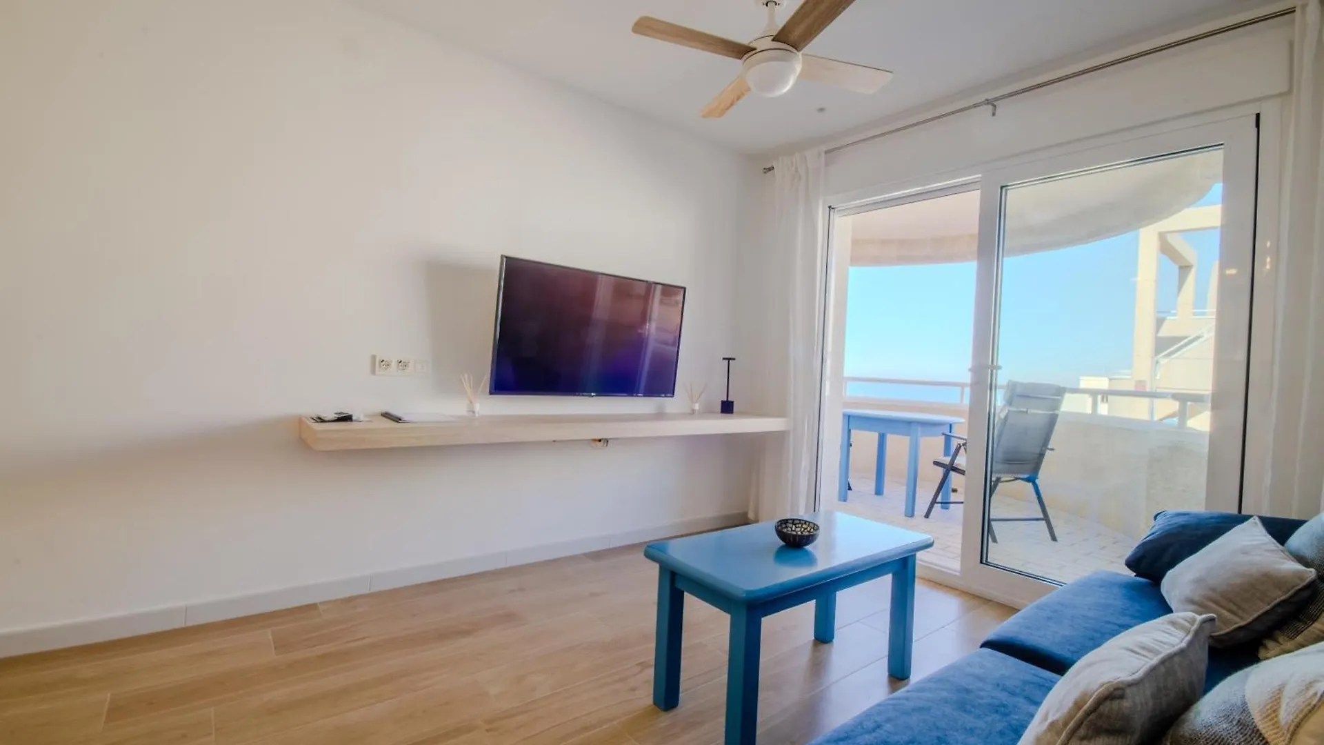 Garrucha Blue Horizon Apartamento 0*,